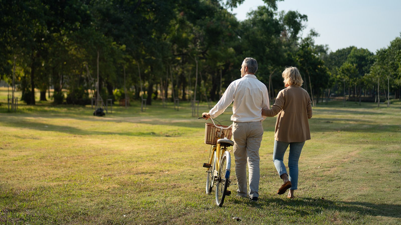Retiring in Connecticut: What Benefits Should Your Business Offer?